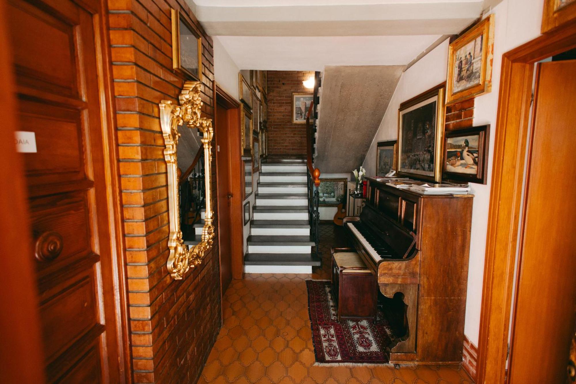 Enzo'S House Hotel Lucca Bagian luar foto
